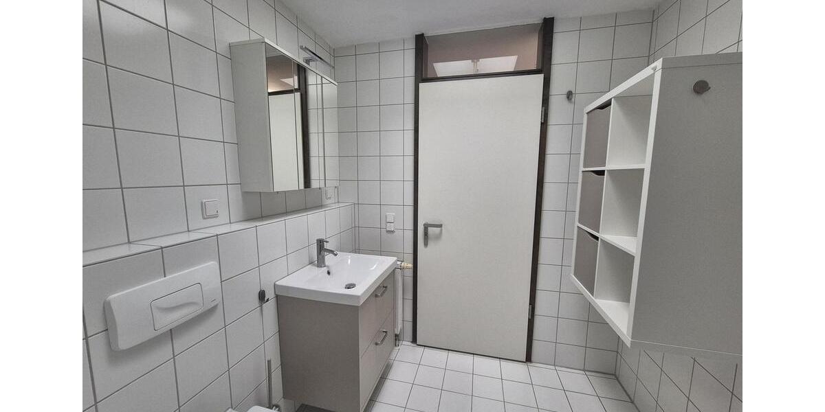 Etagenwohnung Bensheim - 2 Zimmer, 58 m&sup2;, 760&euro; | Angebot:25938086