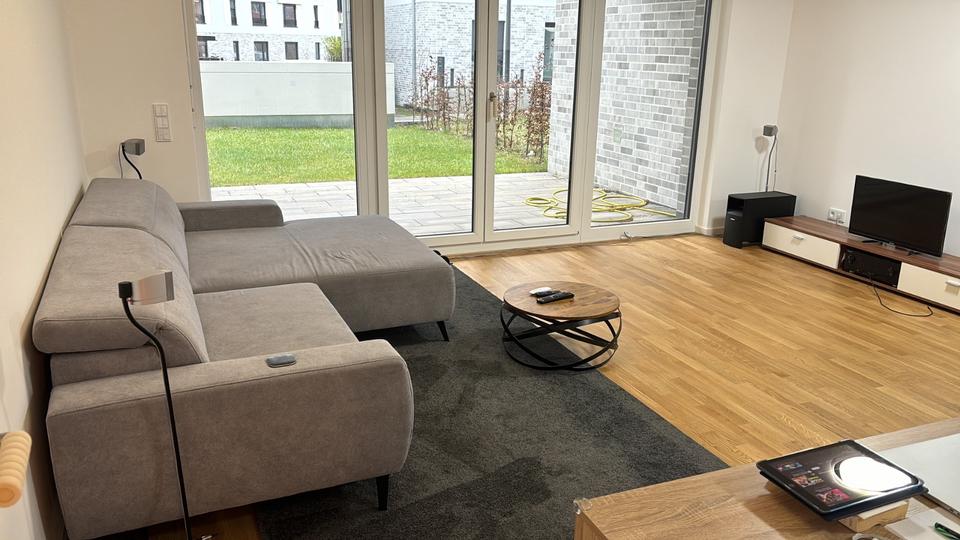 Erdgeschoßwohnung Schönefeld - 3 Zimmer, 82 m&sup2;, 1.480&euro; | Angebot:24702003