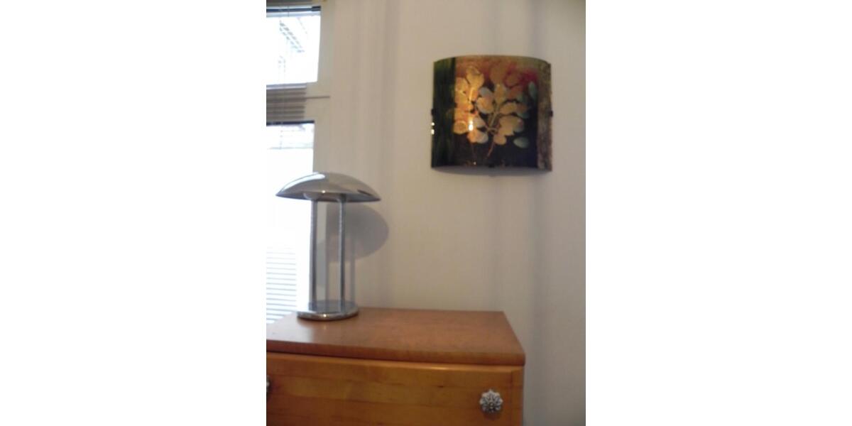 Erdgeschoßwohnung Krefeld - 1 Zimmer, 32 m&sup2;, 570&euro; | Angebot:24603814