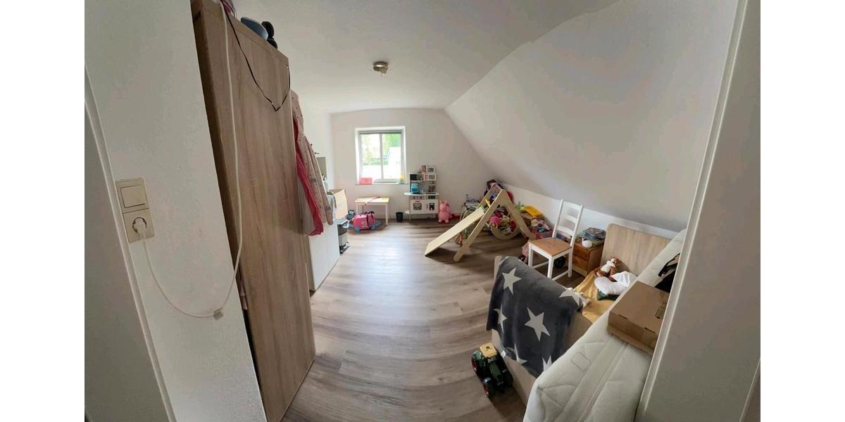 Dachgeschoßwohnung Süderlügum - 3 Zimmer, 65 m&sup2;, 850&euro; | Angebot:26649688