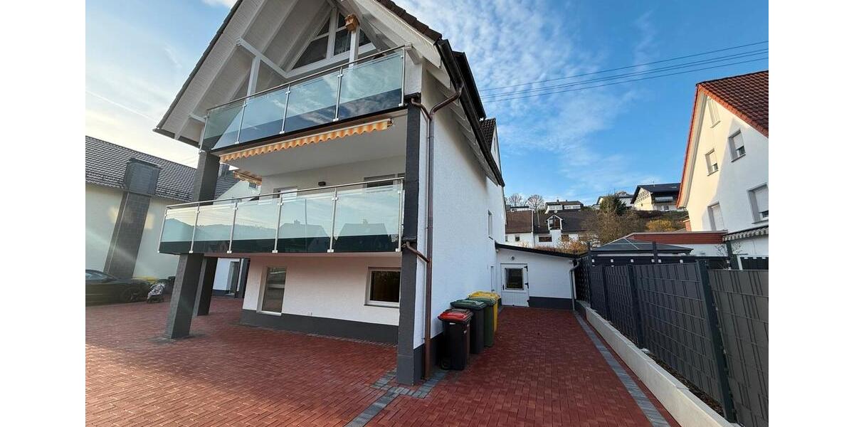 Etagenwohnung Netphen - 3 Zimmer, 120 m&sup2;, 1.400&euro; | Angebot:26339138