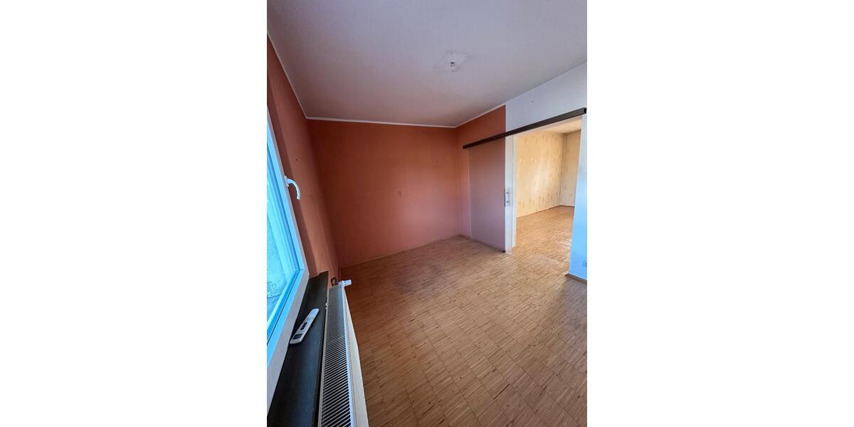 Etagenwohnung Dortmund Huckarde - 1 Zimmer, 100 m&sup2;, 1.400&euro; | Angebot:24344014