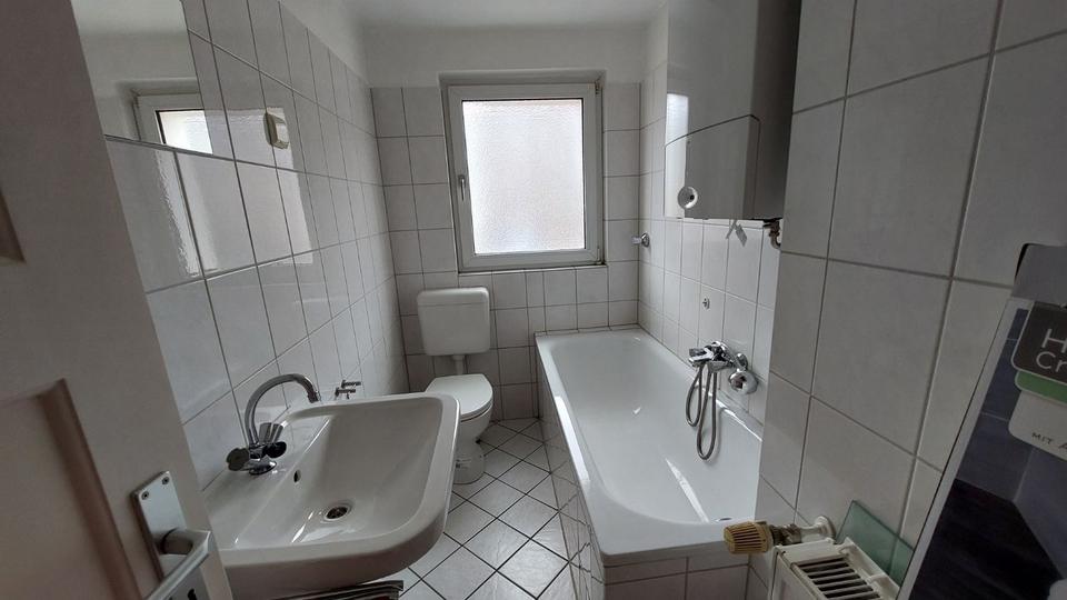 Etagenwohnung Bochum Bochum-Mitte - 2 Zimmer, 53 m&sup2;, 365&euro; | Angebot:26130990