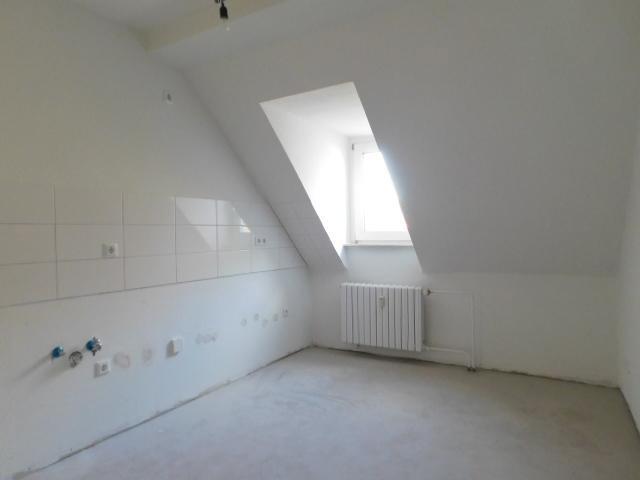 Gemütliche Dachgeschoss Wohnung! zimmer