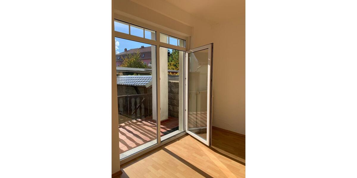 Erdgeschoßwohnung Spremberg - 3 Zimmer, 74 m&sup2;, 590&euro; | Angebot:26505323