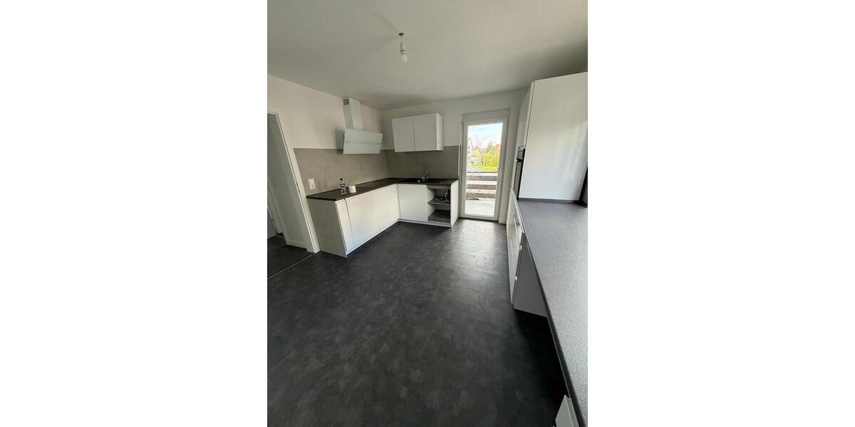Etagenwohnung Auggen - 3 Zimmer, 82 m&sup2;, 1.100&euro; | Angebot:26006384