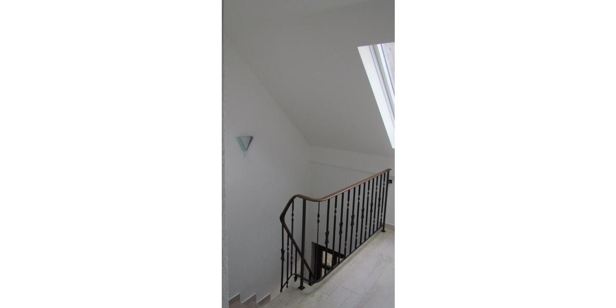 Dachgeschoßwohnung Bad Honnef - 2 Zimmer, 50 m&sup2;, 500&euro; | Angebot:25988572