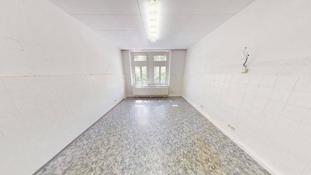 Gewerbeobjekt Chemnitz Lutherviertel - 5 Zimmer, 151 m&sup2;, 1.069&euro; | Angebot:26862835
