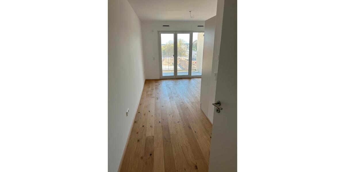Etagenwohnung Regensburg Brandlberg - 1 Zimmer, 25 m&sup2;, 660&euro; | Angebot:26329458
