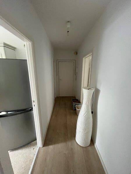 Gut geschnittene 2,5 Zimmer auf grünem Grundstück