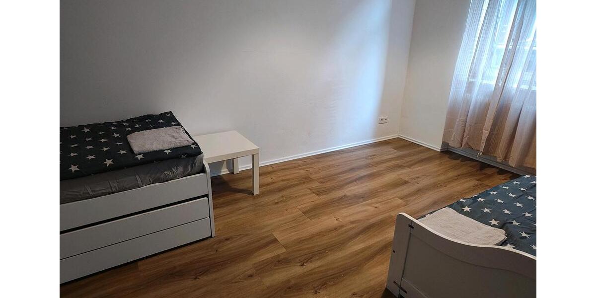 Monteurzimmer Monteurwohnung in Essen Hbf – ab 25 € pro Nacht 4 zimmer