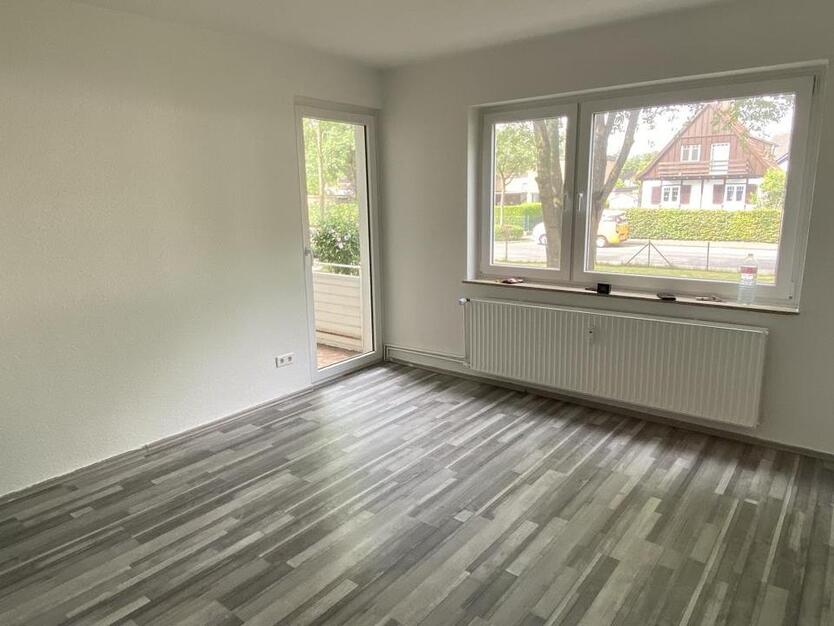 ~Helle 3-Zimmerwohnung mit Balkon im Erdgeschoss*in ruhiger Lage*~