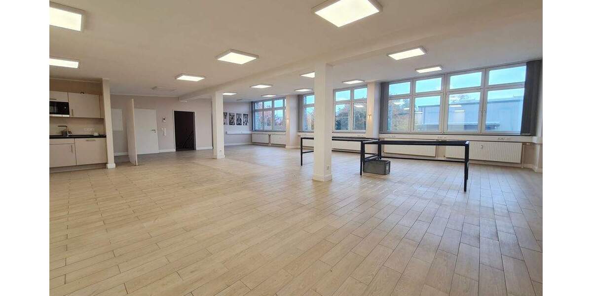 Gewerbeobjekt Seevetal Maschen - 1 Zimmer, 130 m&sup2;, 1.230&euro; | Angebot:25266606