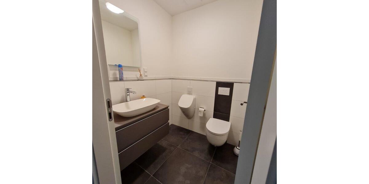 Modernes Büro in einem neuwertigen Firmengebäude, in Borkheide, bei Berlin, zu vermieten zimmer