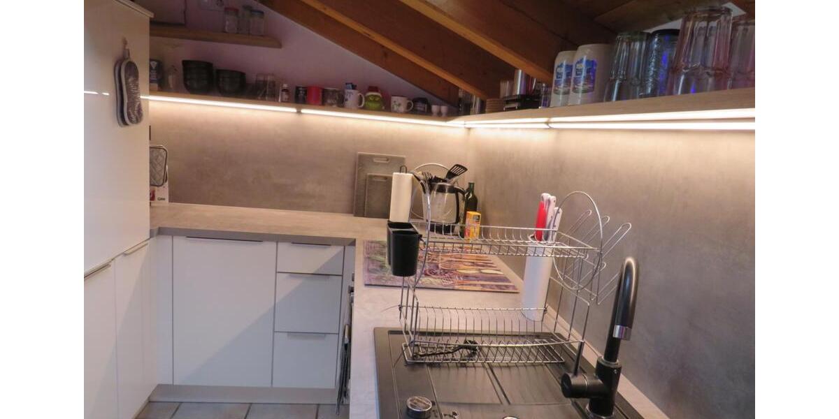 Dachgeschoßwohnung Mittenwald - 3 Zimmer, 80 m&sup2;, 990&euro; | Angebot:26638691