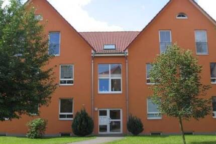 Kleine 2- Raum- Wohnung im Obergeschoss in Burg 2 zimmer