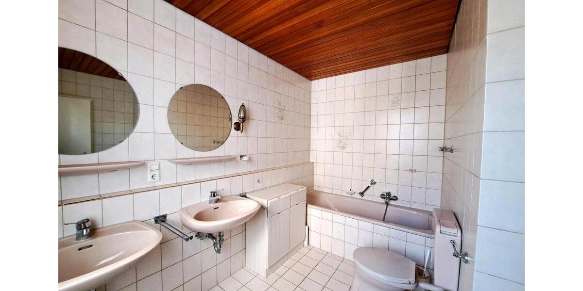 Wohnen auf Zeit Baden-Baden Balg - 3 Zimmer, 1.250&euro; | Angebot:25982170