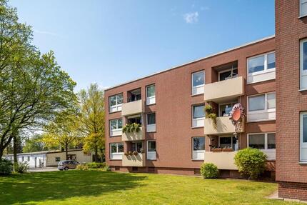 Wohnung Bremerhaven Schiffdorferdamm - 3 Zimmer, 76 m&sup2;, 589&euro; | Angebot:26677135