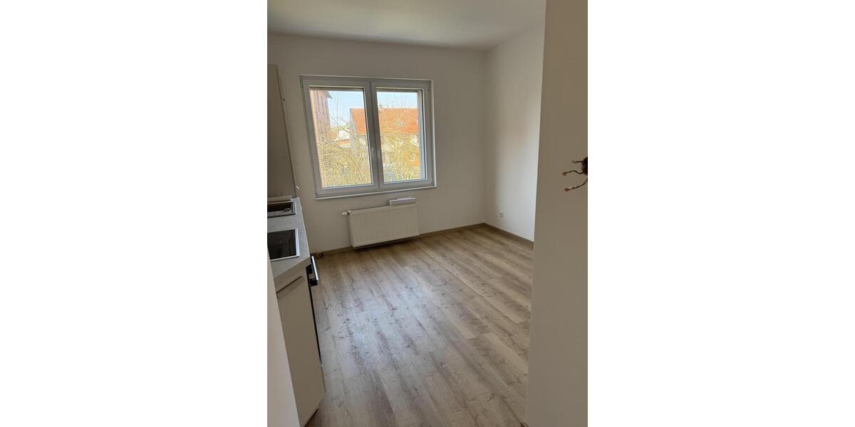 Etagenwohnung Delligsen - 2 Zimmer, 82 m&sup2;, 710&euro; | Angebot:25642845