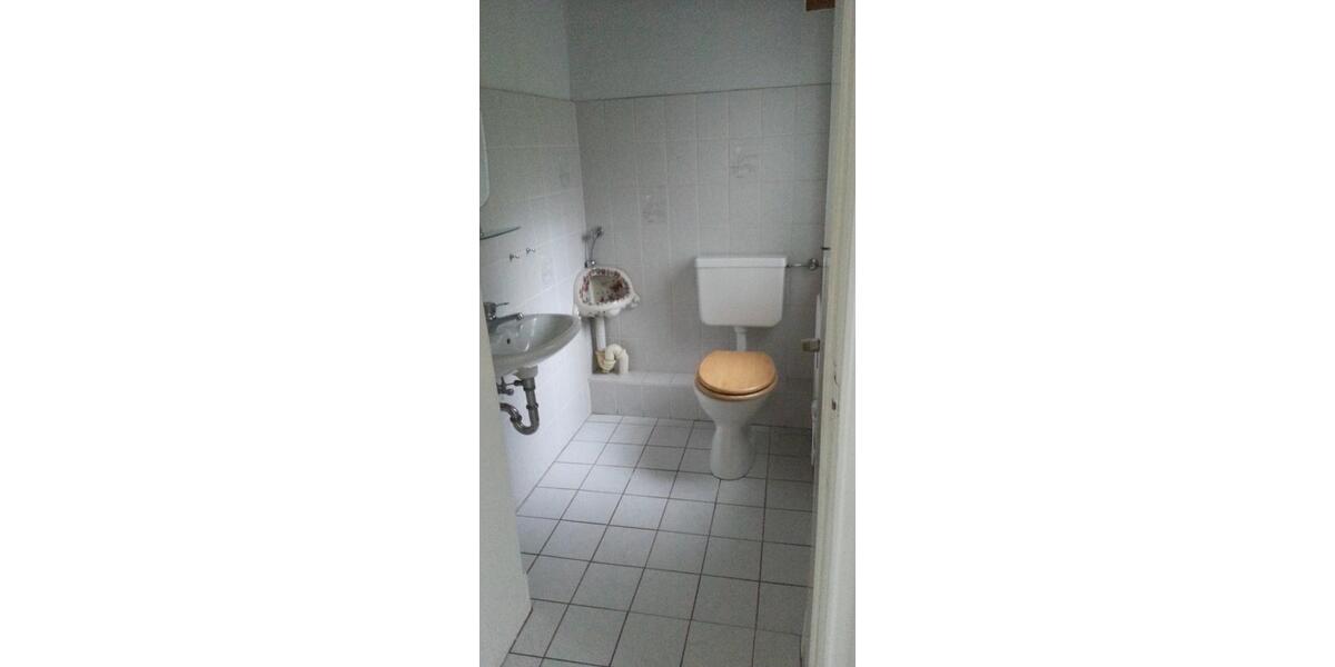 Erdgeschoßwohnung Bad Schwartau - 3 Zimmer, 101 m&sup2;, 1.100&euro; | Angebot:25995191