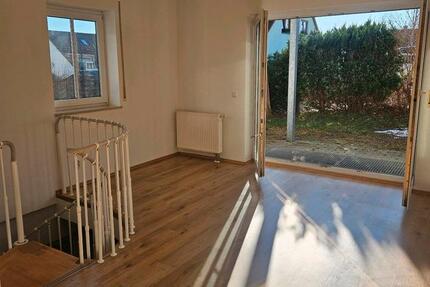 Wohnung Burkhardtsdorf - 3 Zimmer, 71 m&sup2;, 920&euro; | Angebot:25658981