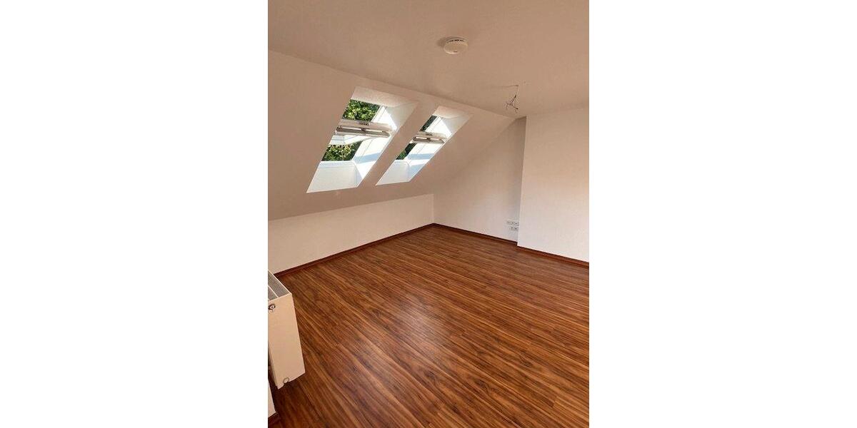 Etagenwohnung Meißen - 3 Zimmer, 85 m&sup2;, 680&euro; | Angebot:26515935