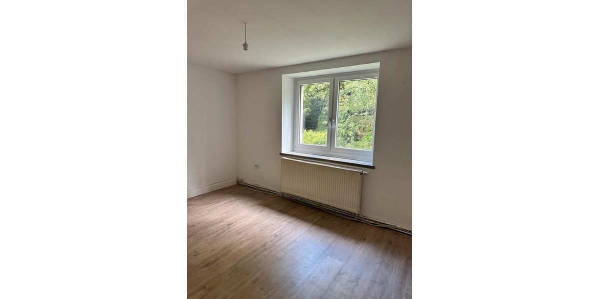 Etagenwohnung Geithain - 1 Zimmer, 71 m&sup2;, 351&euro; | Angebot:25570331