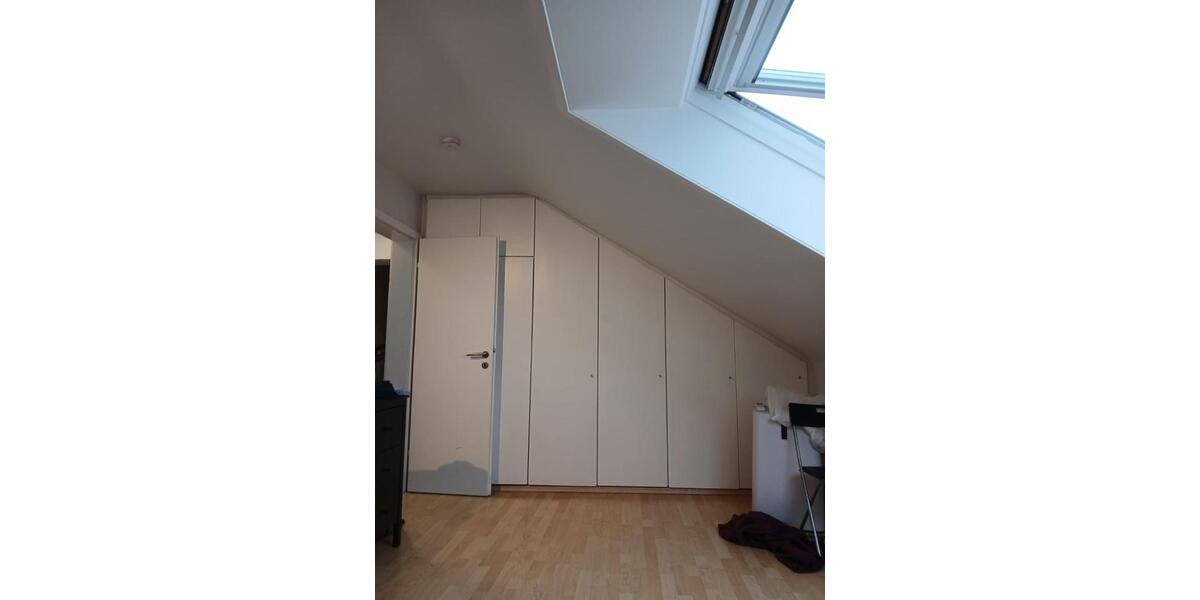 Dachgeschoßwohnung Karlsruhe Wettersbach - 3.5 Zimmer, 112 m&sup2;, 1.500&euro; | Angebot:24829815
