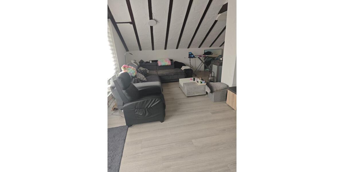 Dachgeschoßwohnung Horb am Neckar - 4 Zimmer, 108 m&sup2;, 1.300&euro; | Angebot:25056478