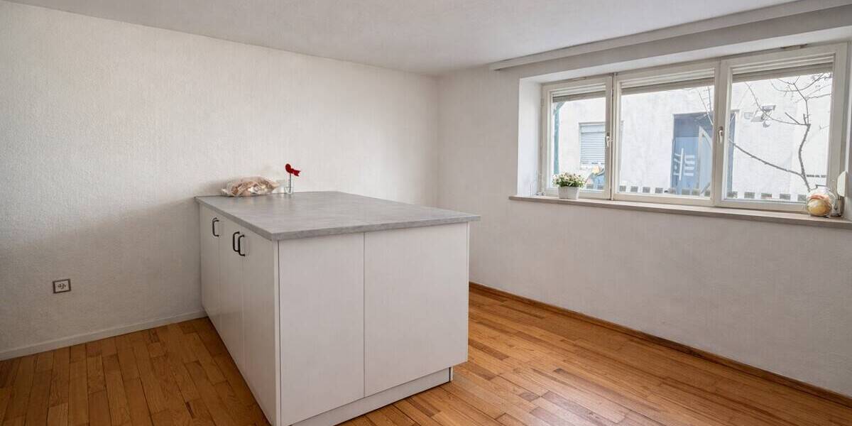 Einfamilienhaus Eggenfelden - 4 Zimmer, 109 m&sup2;, 960&euro; | Angebot:26139196