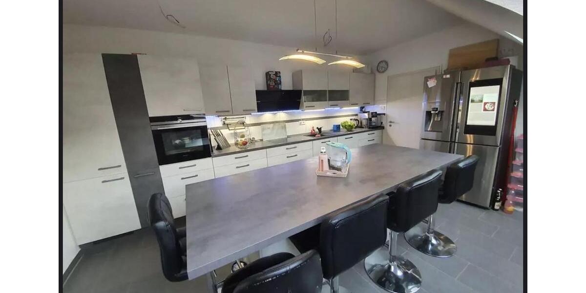 Dachgeschoßwohnung Bad Rappenau - 4 Zimmer, 125 m&sup2;, 1.350&euro; | Angebot:26416215