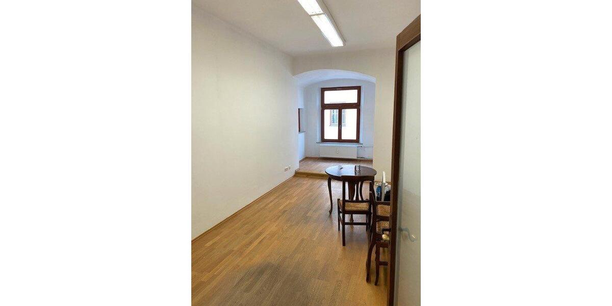 Etagenwohnung Abensberg - 4 Zimmer, 101 m&sup2;, 1.040&euro; | Angebot:26000182