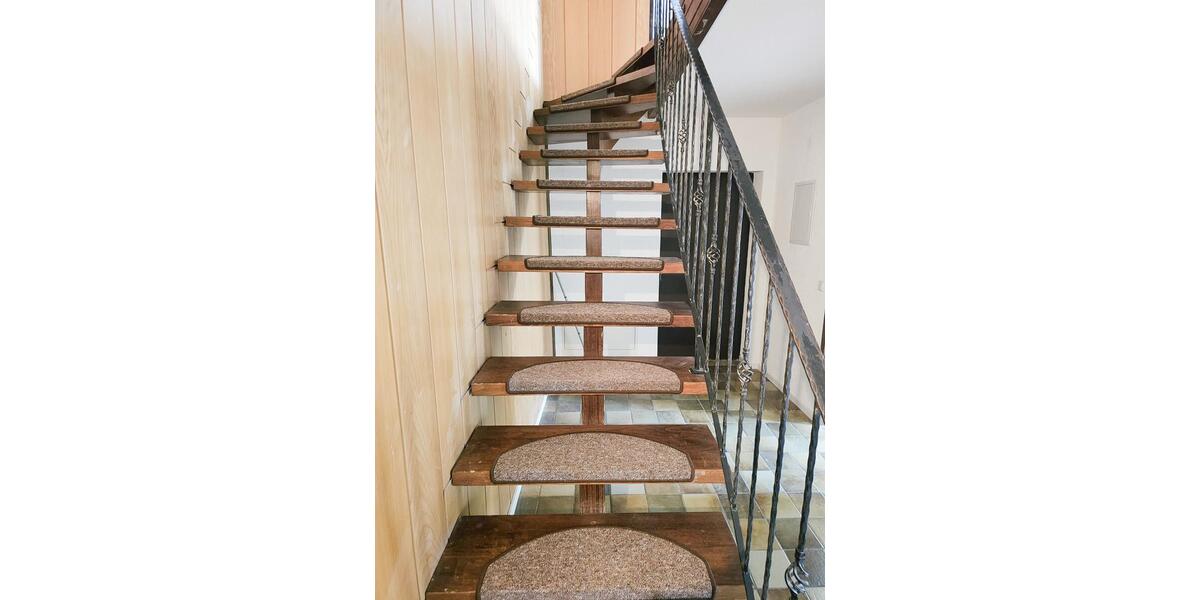 Große Doppelhaushälfte zur Miete in Rheinstetten-Forchheim 4 zimmer