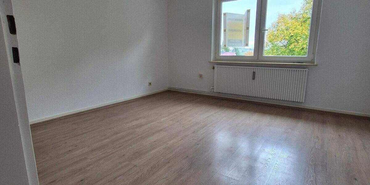 Etagenwohnung Lüdenscheid Tinsberg - 2 Zimmer, 350&euro; | Angebot:24620059