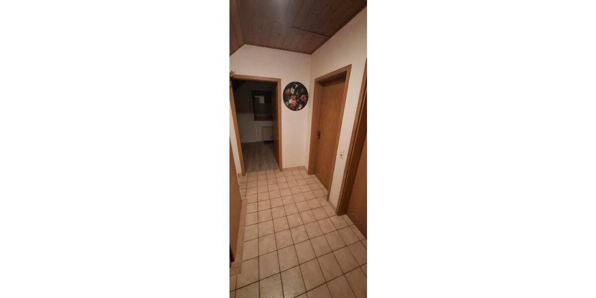 Dachgeschosswohnung mit Balkon 2 zimmer