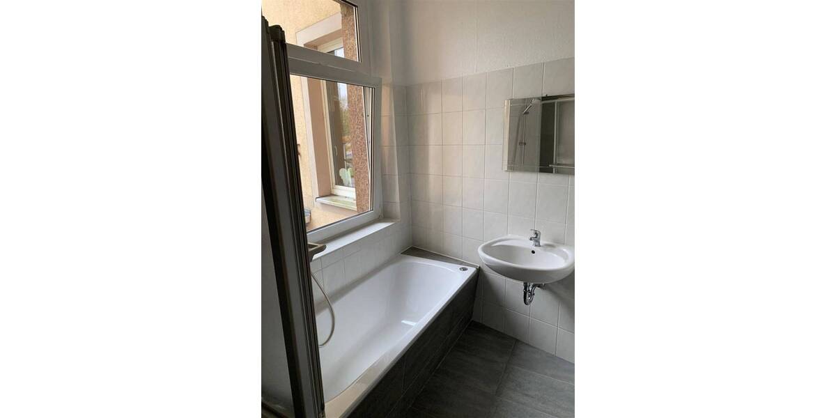 Etagenwohnung Chemnitz Siegmar - 4 Zimmer, 95 m&sup2;, 520&euro; | Angebot:26817983