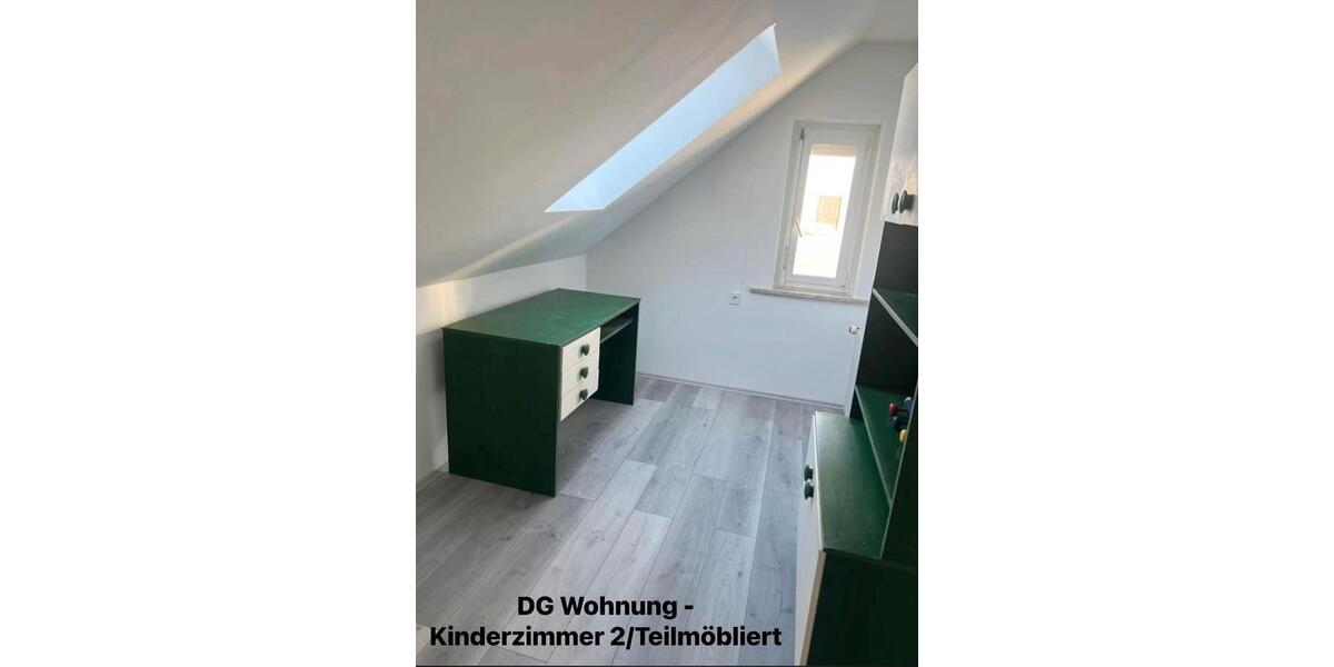 Dachgeschoßwohnung Neustadt bei Coburg - 4.5 Zimmer, 87 m&sup2;, 690&euro; | Angebot:25879216