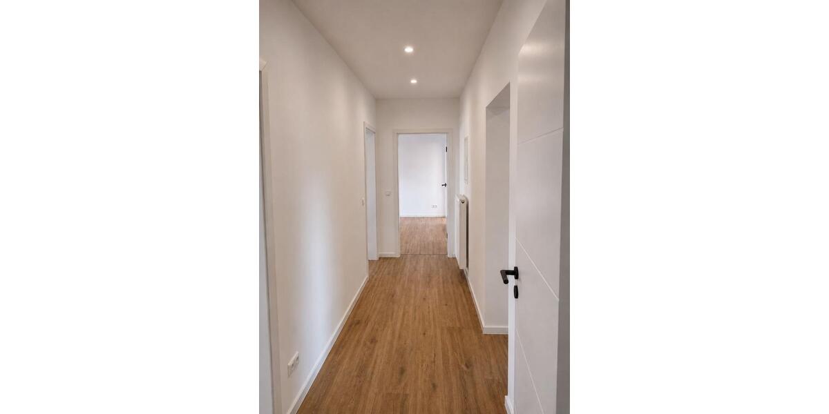Etagenwohnung Grimma - 4 Zimmer, 101 m&sup2;, 1.212&euro; | Angebot:26635373