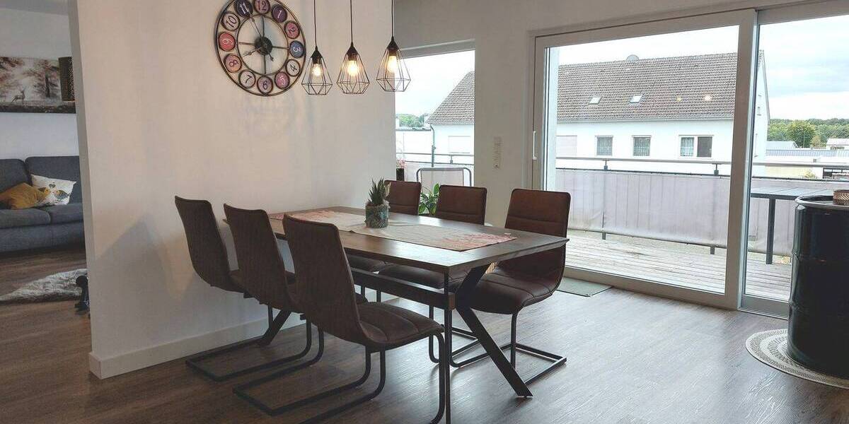 Etagenwohnung Bitburg - 4 Zimmer, 121 m&sup2;, 1.190&euro; | Angebot:25693099