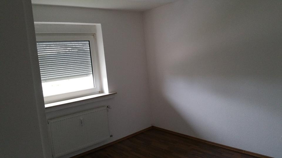 Etagenwohnung Hessisch Oldendorf - 5 Zimmer, 70 m&sup2;, 570&euro; | Angebot:25181181