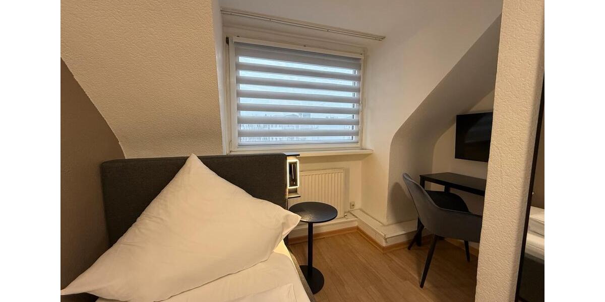 Wohnen auf Zeit Essen Stadtbezirk III - 1 Zimmer, 17 m&sup2;, 990&euro; | Angebot:23553702