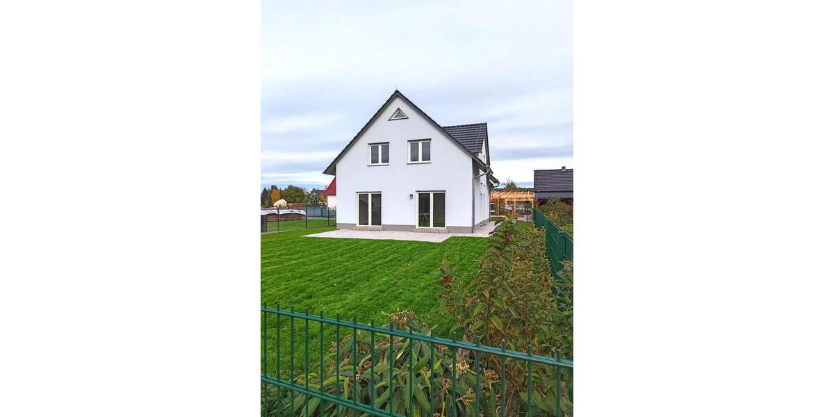 Einfamilienhaus - Erstbezug in 03096 Briesen, 10km von Cottbus 4 zimmer