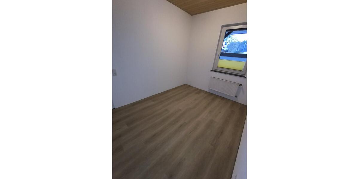 Erdgeschoßwohnung Eslohe (Sauerland) - 4 Zimmer, 125 m&sup2;, 750&euro; | Angebot:25146662