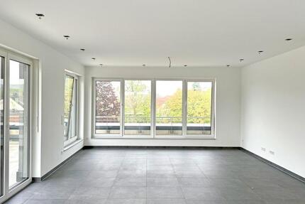 Moderne Büroetage mit 3-5 Büroräumen, Dachterrasse, Fahrstuhl und Tiefgarage in Bad Oeynhausen-Innenstadt zimmer