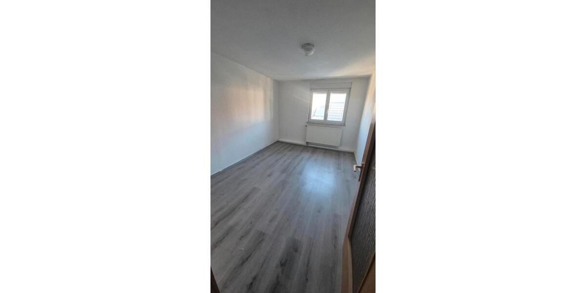 Etagenwohnung Steinheim an der Murr - 3.5 Zimmer, 73 m&sup2;, 820&euro; | Angebot:24352618