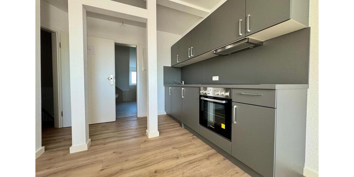 Dachgeschoßwohnung Karlsruhe Mühlburg - 2 Zimmer, 50 m&sup2;, 1.100&euro; | Angebot:25216539