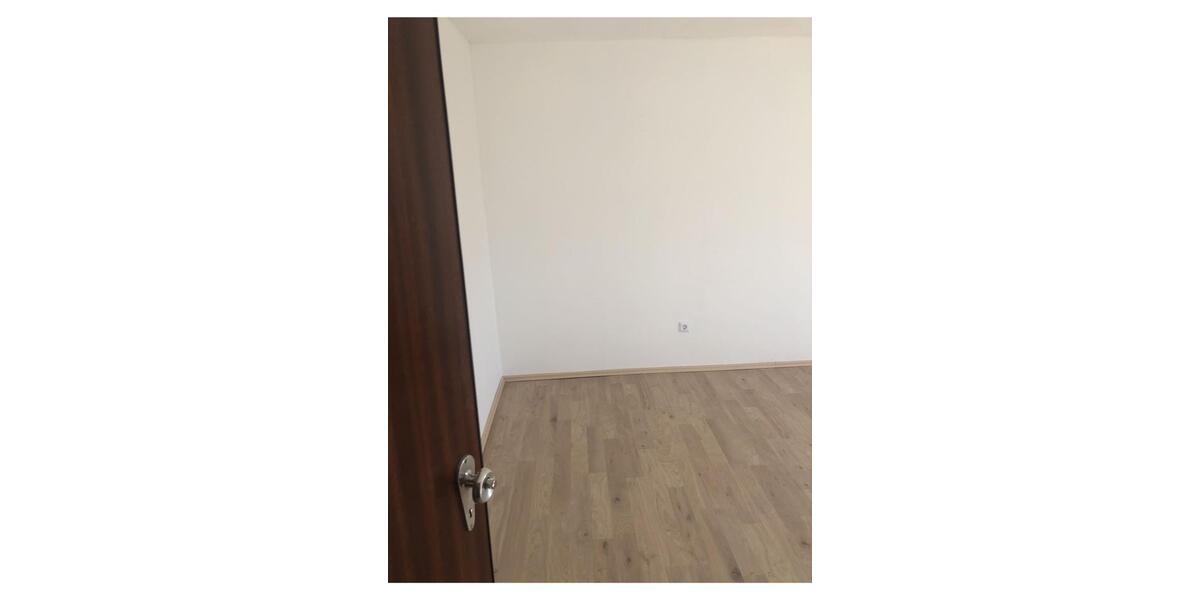 Erdgeschoßwohnung Weisenheim am Sand - 4 Zimmer, 90 m&sup2;, 925&euro; | Angebot:26476604