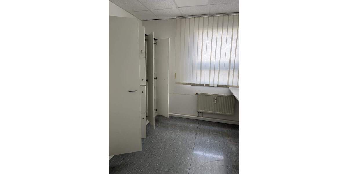 Gewerbeobjekt Bischofswerda - 6 Zimmer, 200 m&sup2;, 1.994&euro; | Angebot:25708991