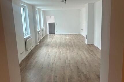 Wohnung Neuötting - 3.5 Zimmer, 123 m&sup2;, 1.290&euro; | Angebot:26013047