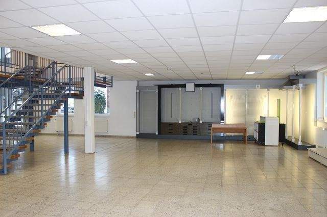 Gewerbeobjekt Bielefeld Jöllenbeck - 1.500&euro; | Angebot:26128333